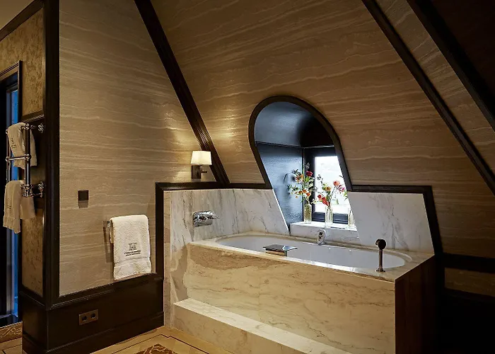 Hotel Twentyseven - Small Luxury Of The World 5*