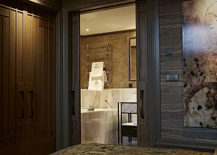 Twentyseven - Small Luxury Of The World 5*